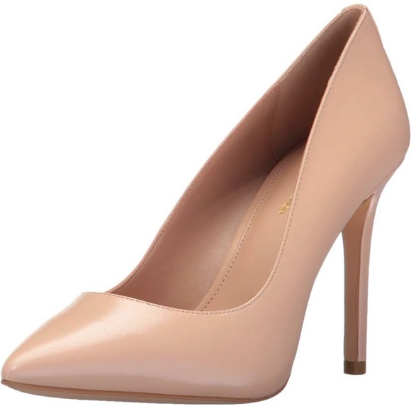 BCBGeneration Shoes - BCBGeneration Nude Heels 🤎